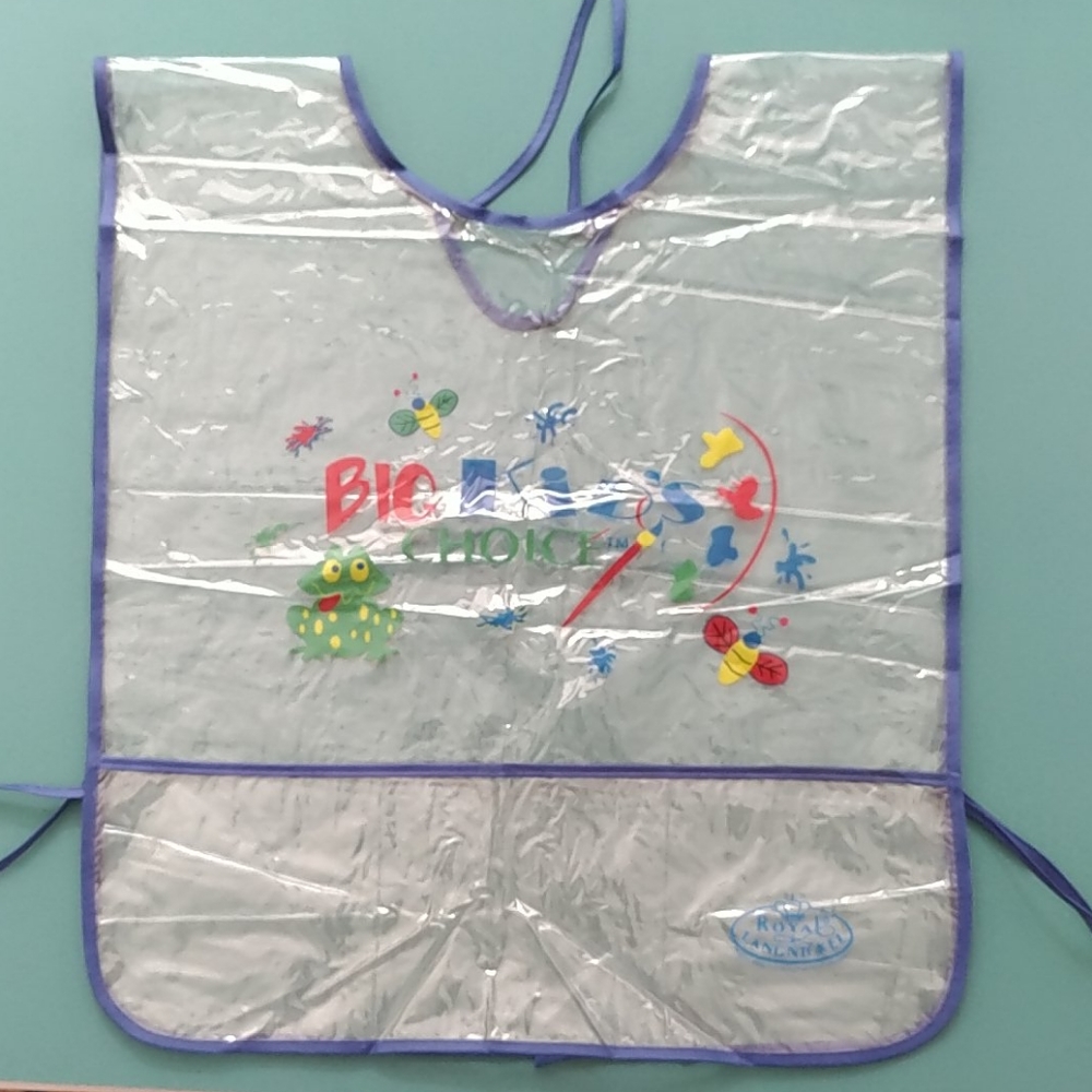 Kid's art aprons - lot of 4